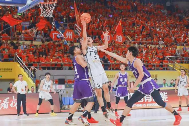 这场篮球赛广州“赢”得很精彩(图11)