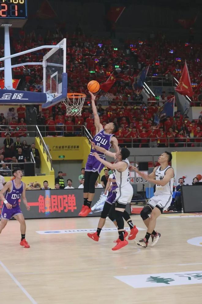 这场篮球赛广州“赢”得很精彩(图10)