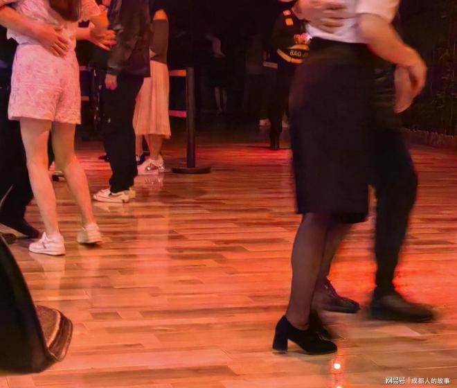 超越“革命前夜”莎舞界老油条马仕和（6）成都砂砂舞故事（63）(图13)