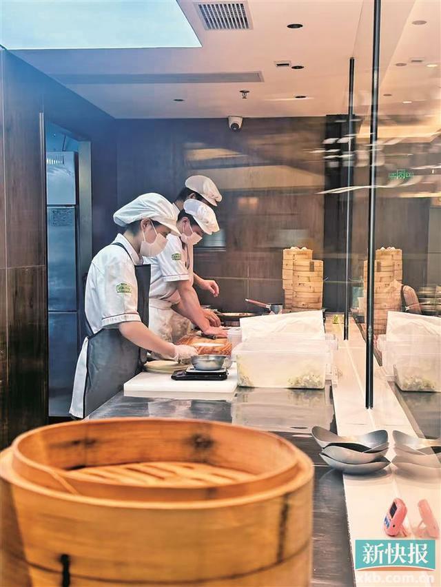 广州早茶新规:点心要24小时内现制茶位费必须明码标价(图2)