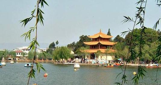 国内“偏心”的省份除了省会是新一线其他的大多数为四五线(图4)